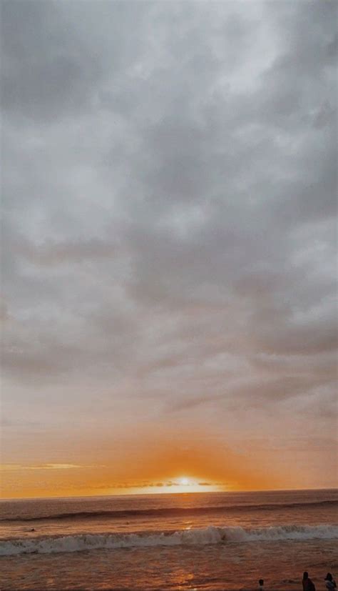 Pin by zara on pantai | Celestial, Sunset, Clouds