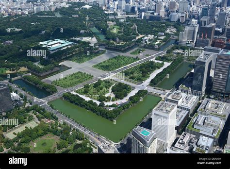 Tokyo imperial palace aerial hi-res stock photography and images - Alamy