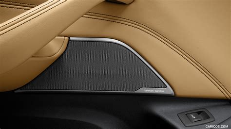 2021 BMW 540i | Interior, Detail