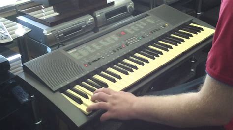 Yamaha PSR-300 Keyboard 50 Auto Accompaniment Styles Part 1/2 - YouTube