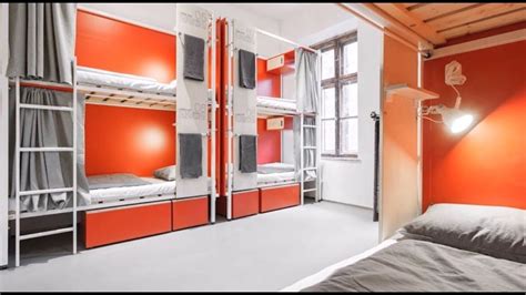 Pin by Michael Russell on Hostel Design - Beds | Hostels design, Discount bedroom furniture ...