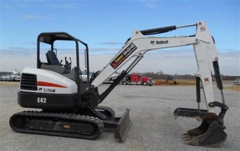 Bobcat E42 Specs, Price, Weight, Reviews, Lift Capacity