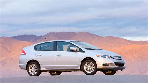 2011 Honda Insight Adds New $18,950 Entry Model, Upgraded Features