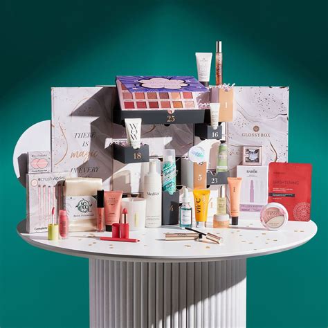 The White Company's beauty advent calendar for 2022 is here! See inside ...