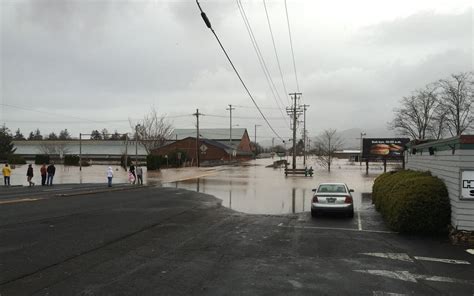 Tillamook County declares emergency after heavy flooding - oregonlive.com