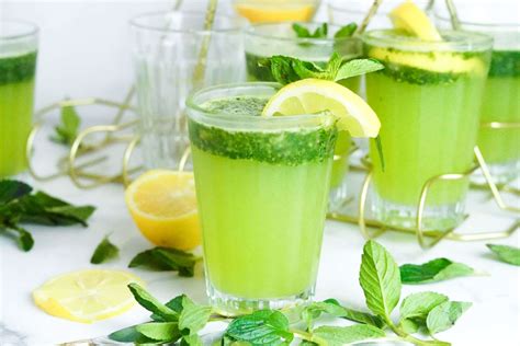 Mint Lemonade (Limonana) | FalasteeniFoodie