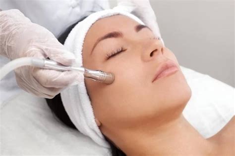 MICRODERMABRASION WITH OXYGEN – Spa at Bisccosmetics | Your Wellness ...