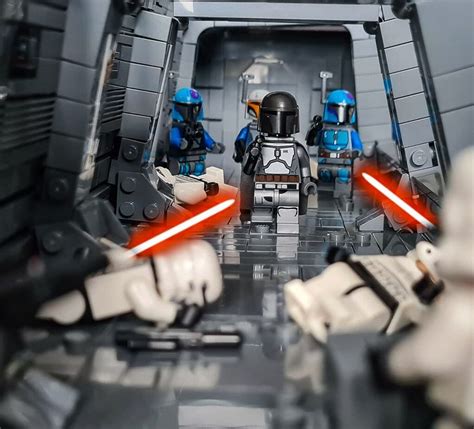 LEGO STAR WARS THE MANDALORIAN Season 2 - Inside the Gozanti Cruiser