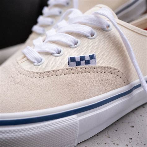 Vans Skate Classic Authentic Wear Test | skatedeluxe Blog