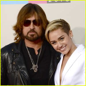 Miley Cyrus Says She & Dad Billy Ray Cyrus Have ‘Wildly Different’ Relationships to Fame ...