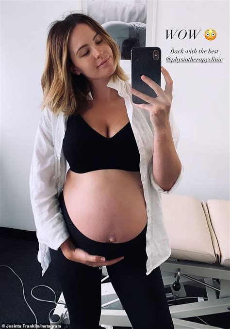 Jesinta Franklin shows off her baby bump in a bikini - ReadSector