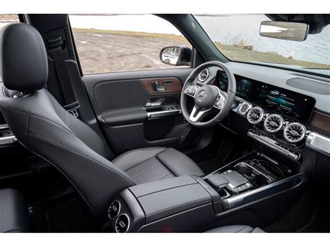 2023 Mercedes-Benz EQB: 57 Interior Photos | U.S. News