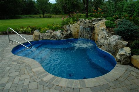 33 Jacuzzi Pools For Your Home