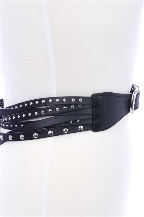 Studded Medium Criss Cross Belt