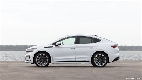 Škoda ENYAQ Coupe iV | 2022MY (Color: Moon White) | Side