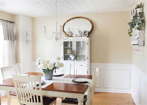 Elegant White Farmhouse Décor - Soul & Lane