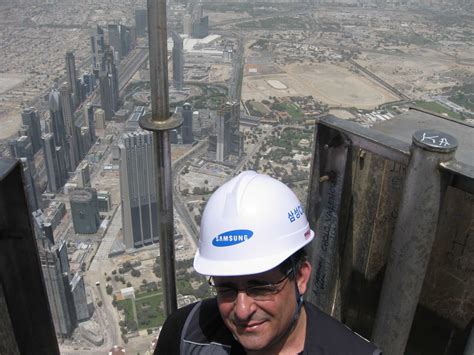 Encyclopedia: Burj Khalifa Construction