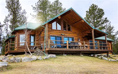 Get Acquainted with Our Custer Cabins - Trailhound Cabin Co