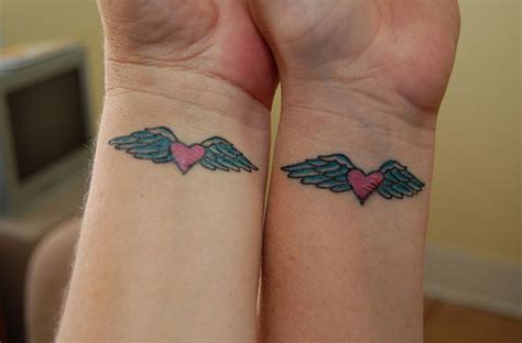 60 Hearts Tattoos For Wrists