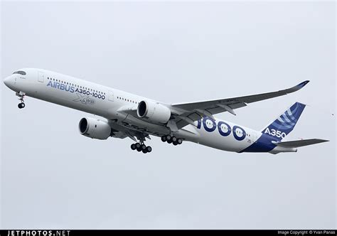 The Airbus A350-1000 Takes to the Skies | Flightradar24 Blog