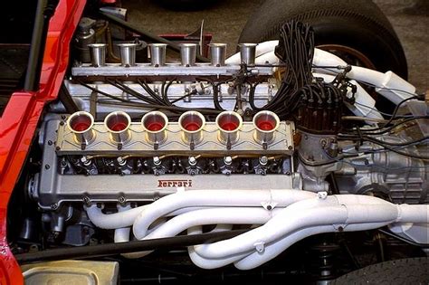 Ferrari V12 Engine ~ sciences-howitsmade