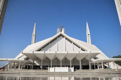 Traveling to the King Faisal Mosque in Islamabad - ORPHANED NATION