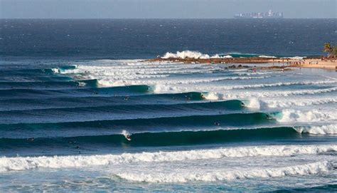 Kirra, la leyenda de la Gold Coast Australia | Single Quiver