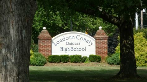 2 Loudoun County HS alumni call for removal of school mascot - WTOP News