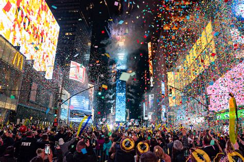 Times Square Tests New Year’s Eve Confetti | EpochTV