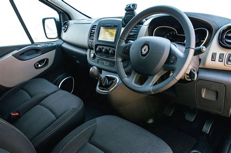 Renault Trafic Interior, Sat Nav, Dashboard | What Car?