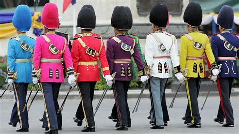 Thailand Royal Guard Uniform : uniformporn