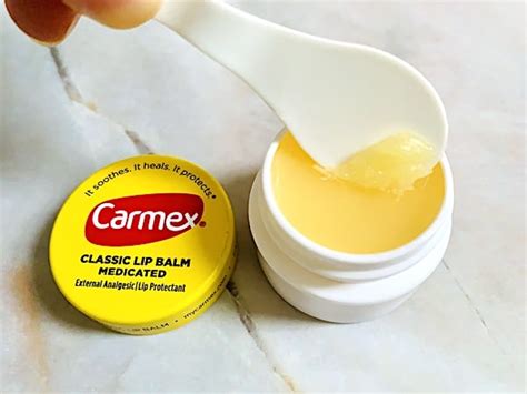 Carmex vs Blistex: Which is Better? - The Skincare Enthusiast