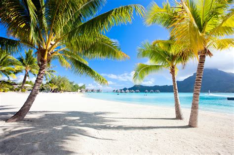 Matira Beach Bora Bora, French Polynesia - Earth.com