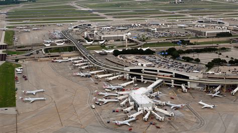 Passenger at Dallas-Fort Worth Airport Jailed After Assaulting Police Officer | Complex