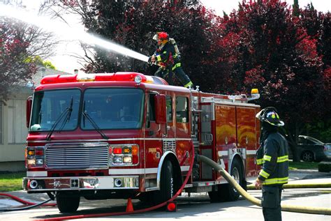 Cayuga County fire department gets $546,000 to purchase new fire truck | Eye on NY | auburnpub.com