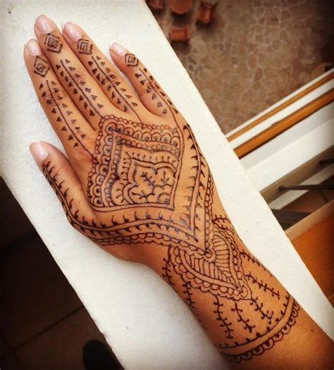 150 Best Henna Tattoos Designs (Ultimate Guide, July 2019)