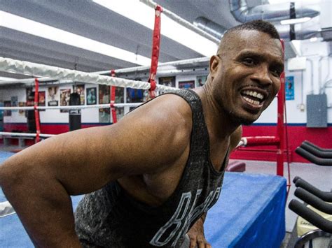 Donovan Ruddock gets back in the ring at age 51 | Montreal Gazette