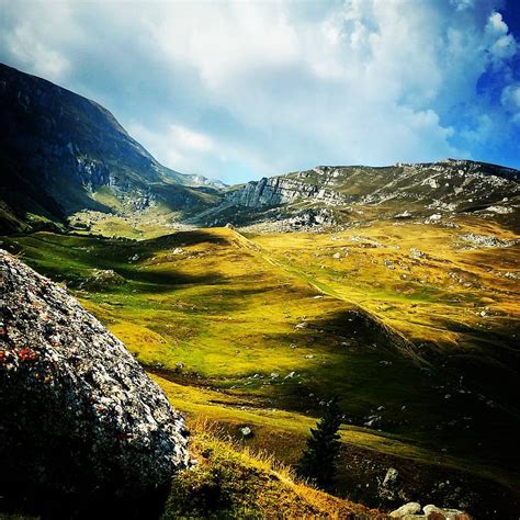 Bucegi Mountains, Romania photo on Sunsurfer