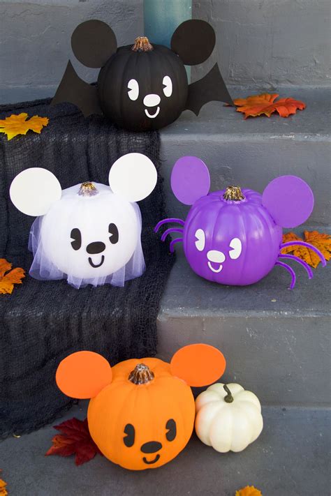 Disney.com | The official home for all things Disney | Mickey halloween party, Cute halloween ...