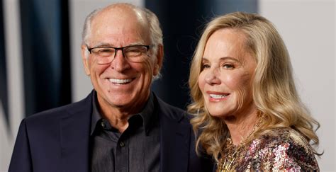 Jimmy Buffett's Wife Shares Heartfelt Message to Fans