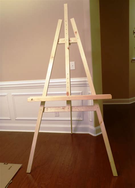 Lazy Liz on Less: Build a Cheap, Quick and Easy Artist Easel