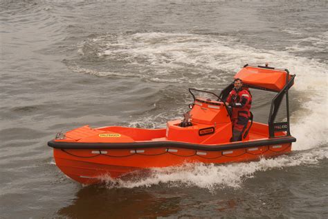 Rescue boat professional boat - FRSQ 630 - Palfinger Marine GmbH ...