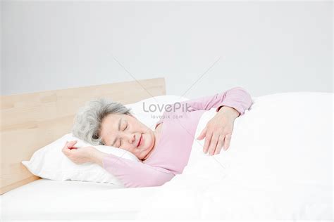 Old Man Sleeping Picture And HD Photos | Free Download On Lovepik