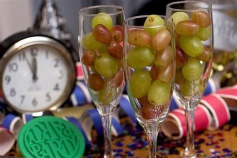 Twelve Grapes: a New Year’s Eve tradition of scarfing down 12 grapes ...