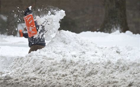 In photos: Feb. 1 snowstorm in Connecticut