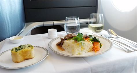 Singapore Airlines Business Class Experience | Airline food, Singapore ...