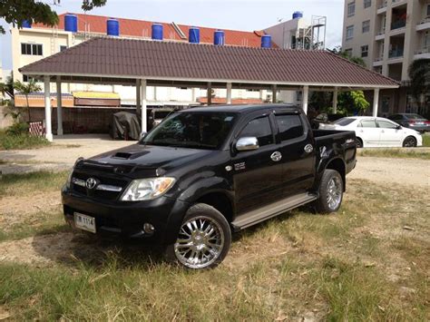 4x4 Black Vigo FULL OPTIONS