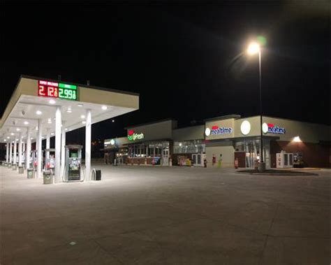 Hy-Vee Gas Locations to Get New Banner | Convenience Store News