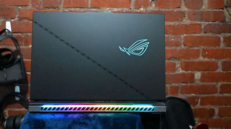 Asus ROG Strix Scar 18 review: A gaming kingslayer | Flipboard