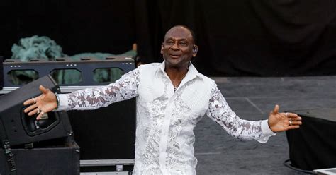 George Brown of Kool & the Gang Dies at 74 - The New York Times